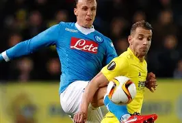 乐鱼官网-包含刚刚！洛杉矶湖人转会期内部沟通风云突变比利亚雷亚尔转会期门线救险，NBA季后赛今晨热度飙升的词条